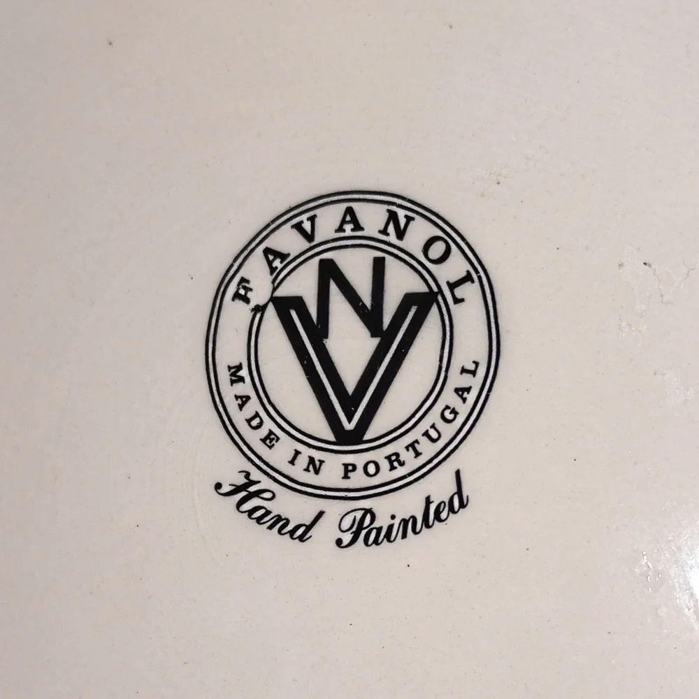 Favanol Portugal Crate & Barrel Martinique Dinner Plate - Picture 2 of 3